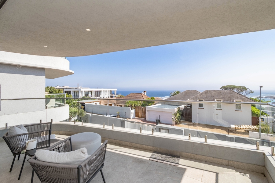 To Let 4 Bedroom Property for Rent in Camps Bay Western Cape